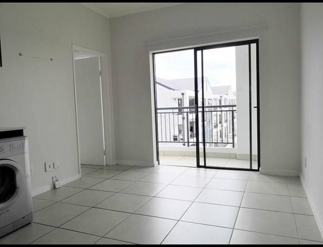 1 BEDROOM PROPERTY TO RENT IN SANDOWN